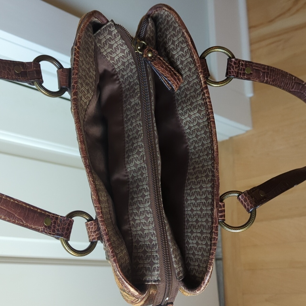 Fossil Purse - Picture 4 of 10